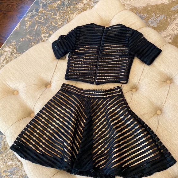 Miss Behave Girls Size 8 Two piece Black with cream lining outfit. - Picture 2 of 8
